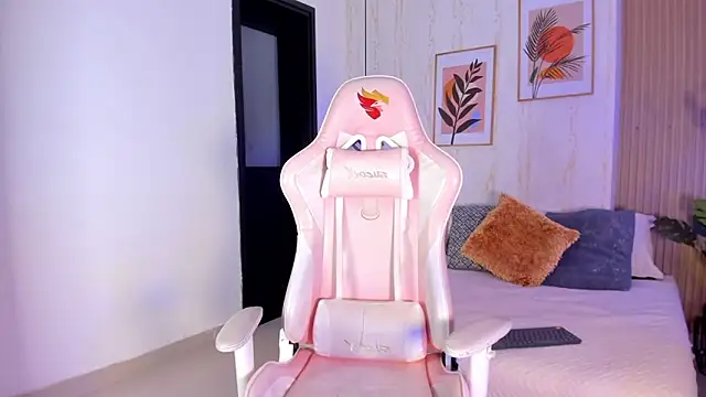 Ayleen Dunkan online show from December 2025 12:56:01 PM