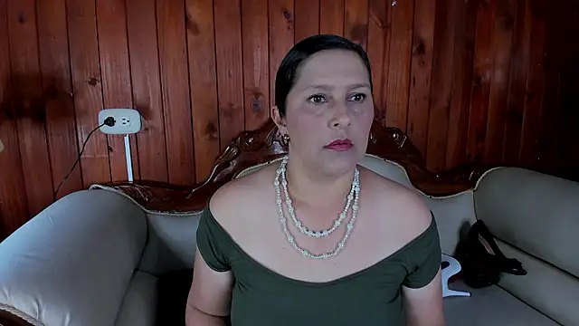 KikaDuque online show from March 2026 07:50:01 PM