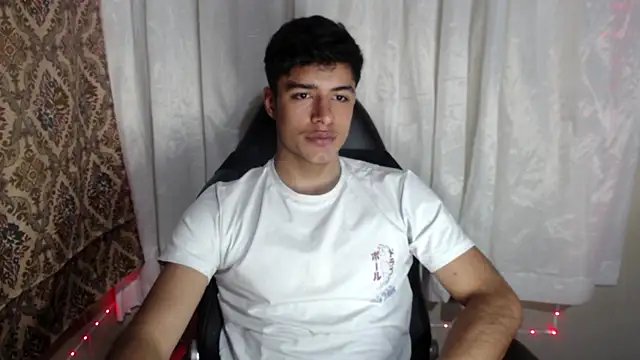 Snapshot of jacobbiker chatting on November 2025 06:02:02 AM jacobbiker online show from November 2025 06:02:02 AM