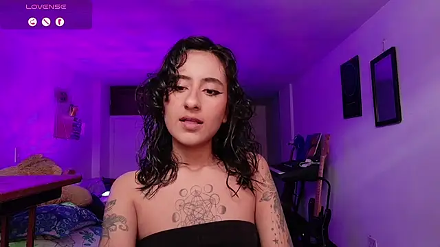 Snapshot of atenea_dragon__ chatting on November 2025 08:46:02 PM atenea dragon online show from November 2025 08:46:02 PM