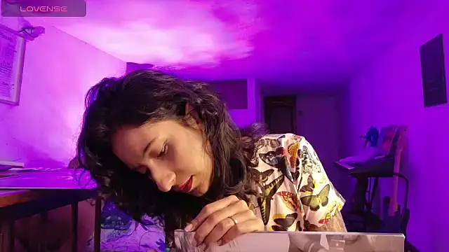 Snapshot of atenea_dragon__ chatting on December 2025 02:19:01 AM atenea dragon online show from December 2025 02:19:01 AM