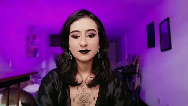 Snapshot of atenea_dragon__ chatting on December 2025 08:59:01 PM atenea dragon online show from December 2025 08:59:01 PM