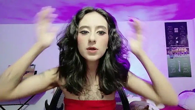 Snapshot of atenea_dragon__ chatting on January 2026 10:13:01 PM atenea dragon online show from January 2026 10:13:01 PM