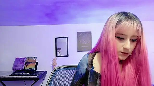 Snapshot of atenea_dragon__ chatting on February 2026 08:29:02 PM atenea dragon online show from February 2026 08:29:02 PM