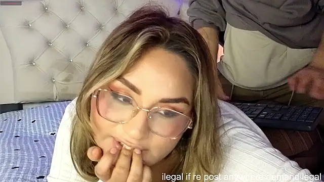 laurale phillipe online show from September 2025 07:03:02 PM