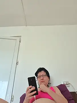 Vera Elle online show from February 2026 07:35:01 AM