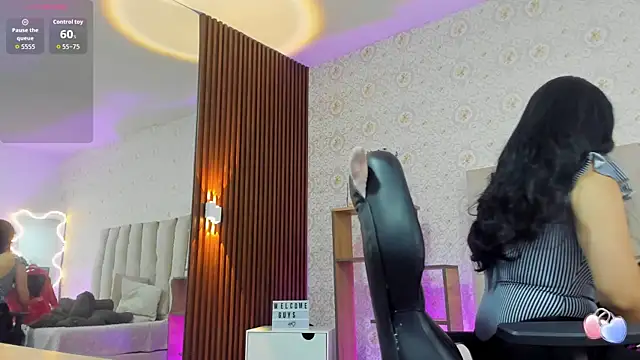 BLUE TAY1 online show from September 2025 11:43:01 AM