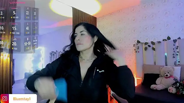 BLUE TAY1 online show from February 2026 11:53:02 AM