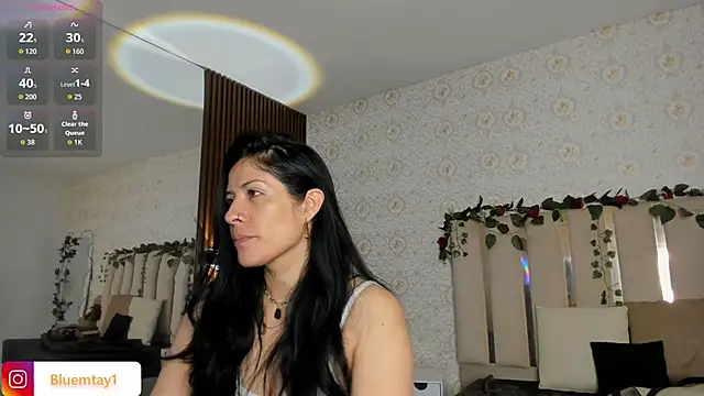 BLUE TAY1 online show from February 2026 11:50:02 AM