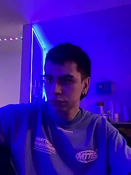 chris suarez online show from January 2026 11:18:02 PM