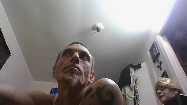 jarjar83 online show from November 2025 09:53:01 AM