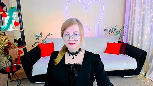 YourUniverser online show from June 2026 04:39:02 AM