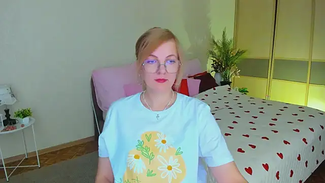 YourUniverser online show from July 2026 09:22:02 AM
