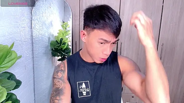 PinooyMilker online show from November 2025 12:22:02 PM