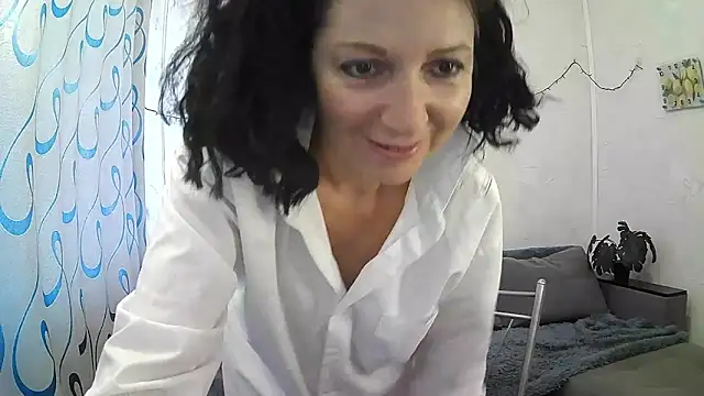 Snapshot of ValleriWind chatting on May 2026 10:00:02 AM ValleriWind online show from May 2026 10:00:02 AM