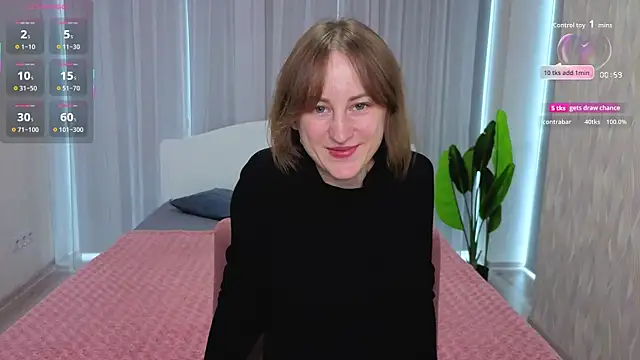 LuluChiiii online show from October 2025 09:42:02 AM