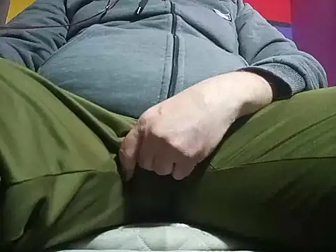 BabyBearMilk online show from October 2025 05:53:02 AM