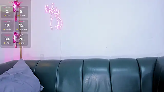 Snapshot of Sexxchubby chatting on November 2025 10:12:01 PM Sexxchubby online show from November 2025 10:12:01 PM