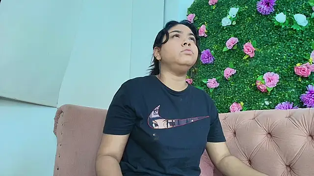 shanon marel online show from September 2025 12:07:01 PM