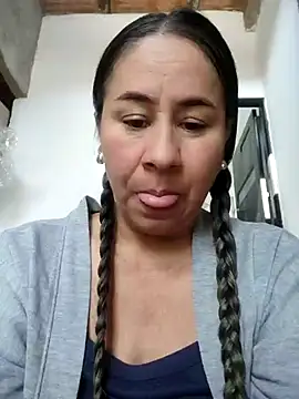Snapshot of Nala1986 chatting on September 2025 01:59:02 PM Nala1986 online show from September 2025 01:59:02 PM