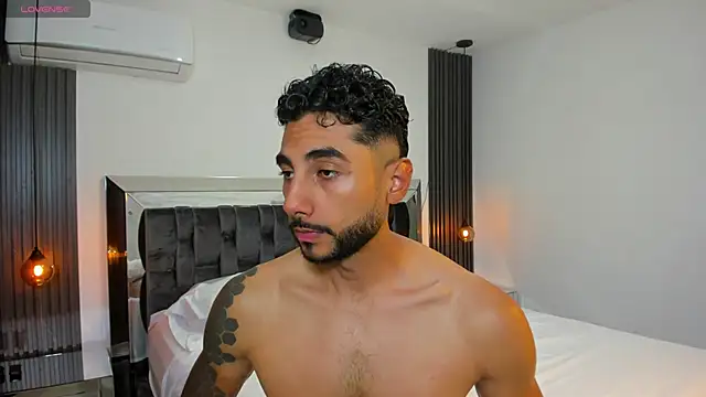 MARC THOMPSON  online show from September 2025 01:05:02 AM