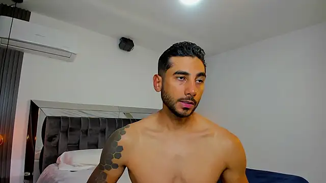 MARC THOMPSON  online show from October 2025 03:25:01 AM