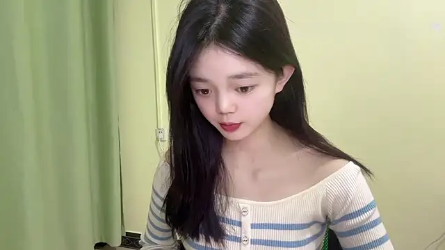 Snapshot of Nicole-13 chatting on November 2025 10:16:01 AM Nicole-13 online show from November 2025 10:16:01 AM