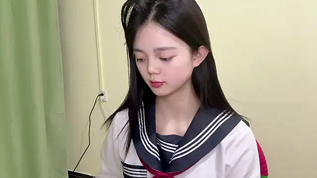 Snapshot of Nicole-13 chatting on November 2025 11:34:02 AM Nicole-13 online show from November 2025 11:34:02 AM