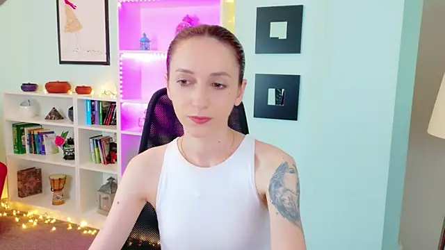 Snapshot of Julia_Jae chatting on June 2026 06:59:02 AM Julia Jae online show from June 2026 06:59:02 AM