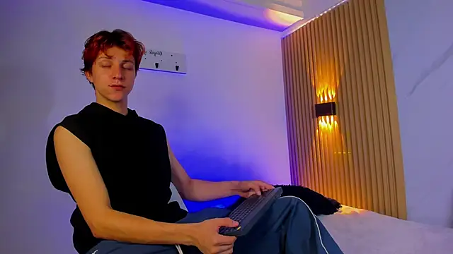 Snapshot of IM_DAREN chatting on May 2026 03:35:01 AM IM DAREN online show from May 2026 03:35:01 AM