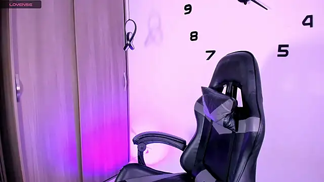 Snapshot of fhalon_foxxxys_ chatting on September 2025 09:00:02 AM fhalon foxxxys online show from September 2025 09:00:02 AM