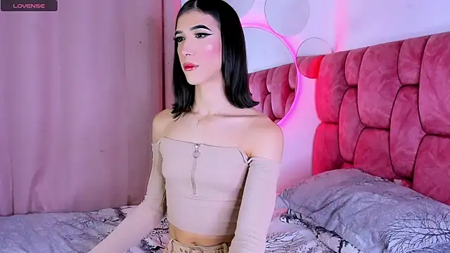 Snapshot of fhalon_foxxxys_ chatting on November 2025 08:08:02 AM fhalon foxxxys online show from November 2025 08:08:02 AM