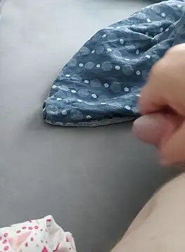 Snapshot of nikfu274 chatting on October 2025 07:28:02 AM nikfu274 online show from October 2025 07:28:02 AM