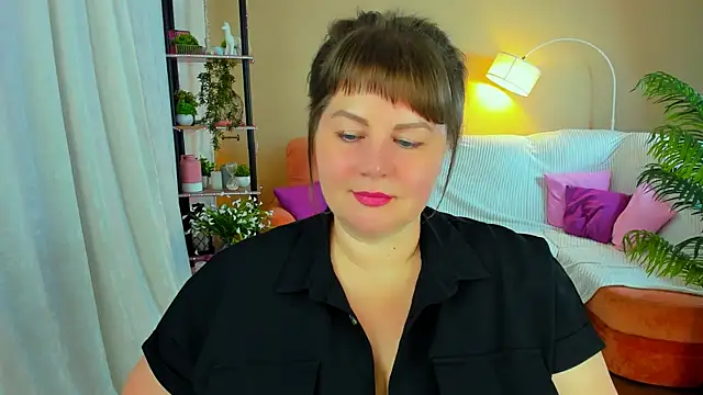 CrystaalStaar online show from October 2025 07:13:01 PM