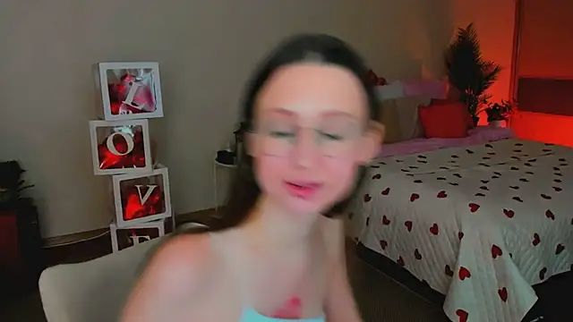 YourLovellyStory online show from February 2026 12:01:02 PM