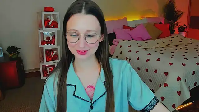 YourLovellyStory online show from February 2026 12:45:02 PM