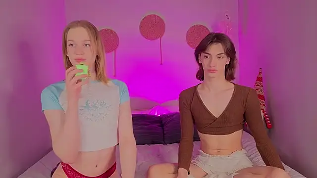 Olivia-Pink online show from January 2026 09:30:02 PM