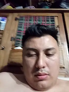 Snapshot of millanto chatting on October 2025 05:18:02 AM millanto online show from October 2025 05:18:02 AM