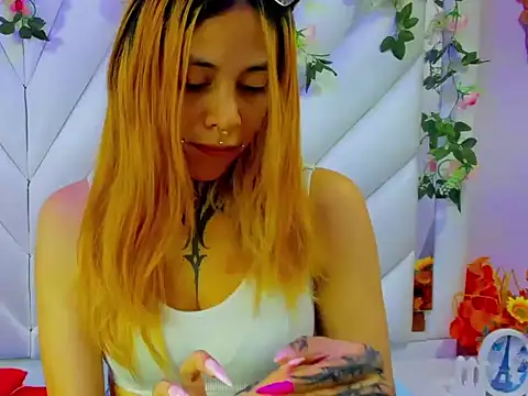 Snapshot of Sofii_Anal_ chatting on September 2025 02:57:01 AM Sofii Anal online show from September 2025 02:57:01 AM