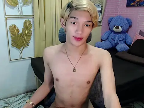 Snapshot of fuckerfriendsxx chatting on May 2026 08:42:02 AM fuckerfriendsxx online show from May 2026 08:42:02 AM