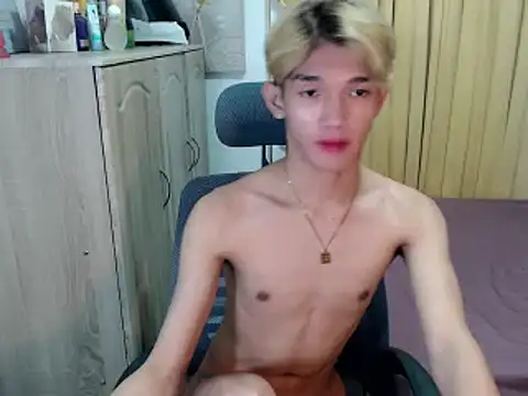 fuckerfriendsxx online show from June 2026 12:22:01 PM