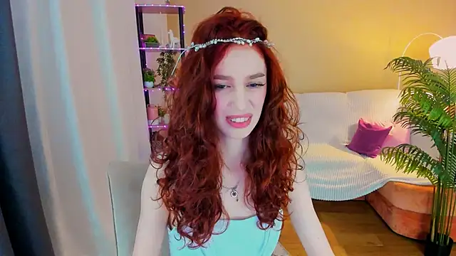 ChristinaConteeree online show from October 2025 01:56:02 PM