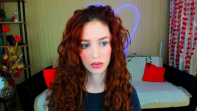 ChristinaConteeree online show from March 2026 03:32:02 AM