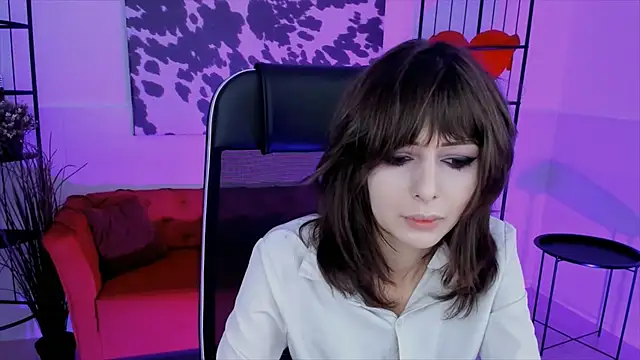 CrystallBloom online show from October 2025 02:31:01 AM