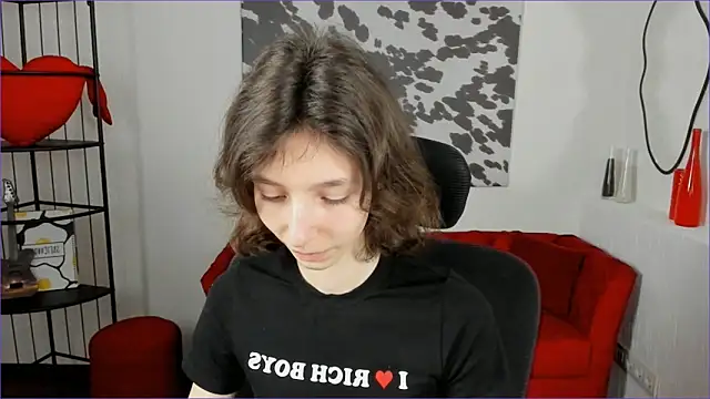 EmmanuellBrown online show from November 2025 12:30:01 PM