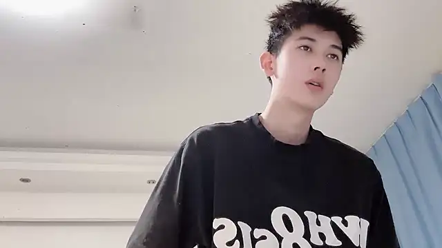 xiaojie2563 online show from October 2025 12:38:02 PM