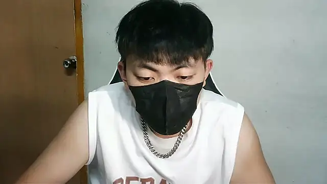 bigbb101011 online show from September 2025 02:00:02 PM