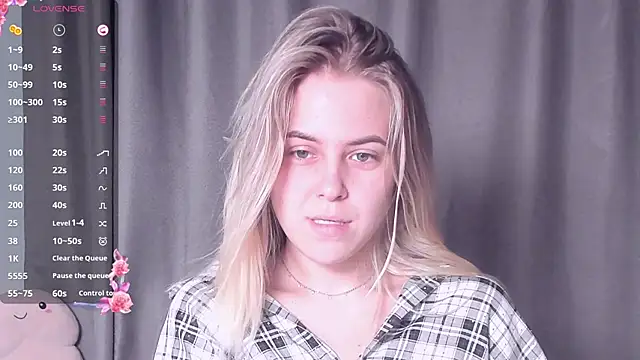 AngelAnty online show from October 2025 03:24:01 PM