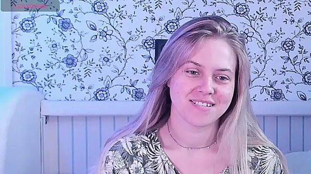 Snapshot of AngelAnty chatting on June 2026 12:10:01 PM AngelAnty online show from June 2026 12:10:01 PM