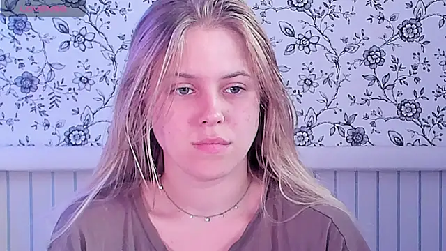 Snapshot of AngelAnty chatting on July 2026 01:15:02 PM AngelAnty online show from July 2026 01:15:02 PM